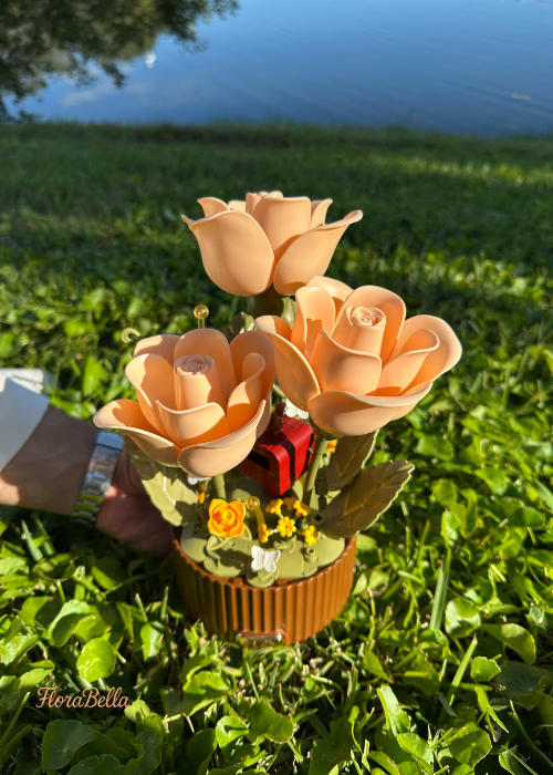 Bravetti™ Blooming Roses Build it Bouquet